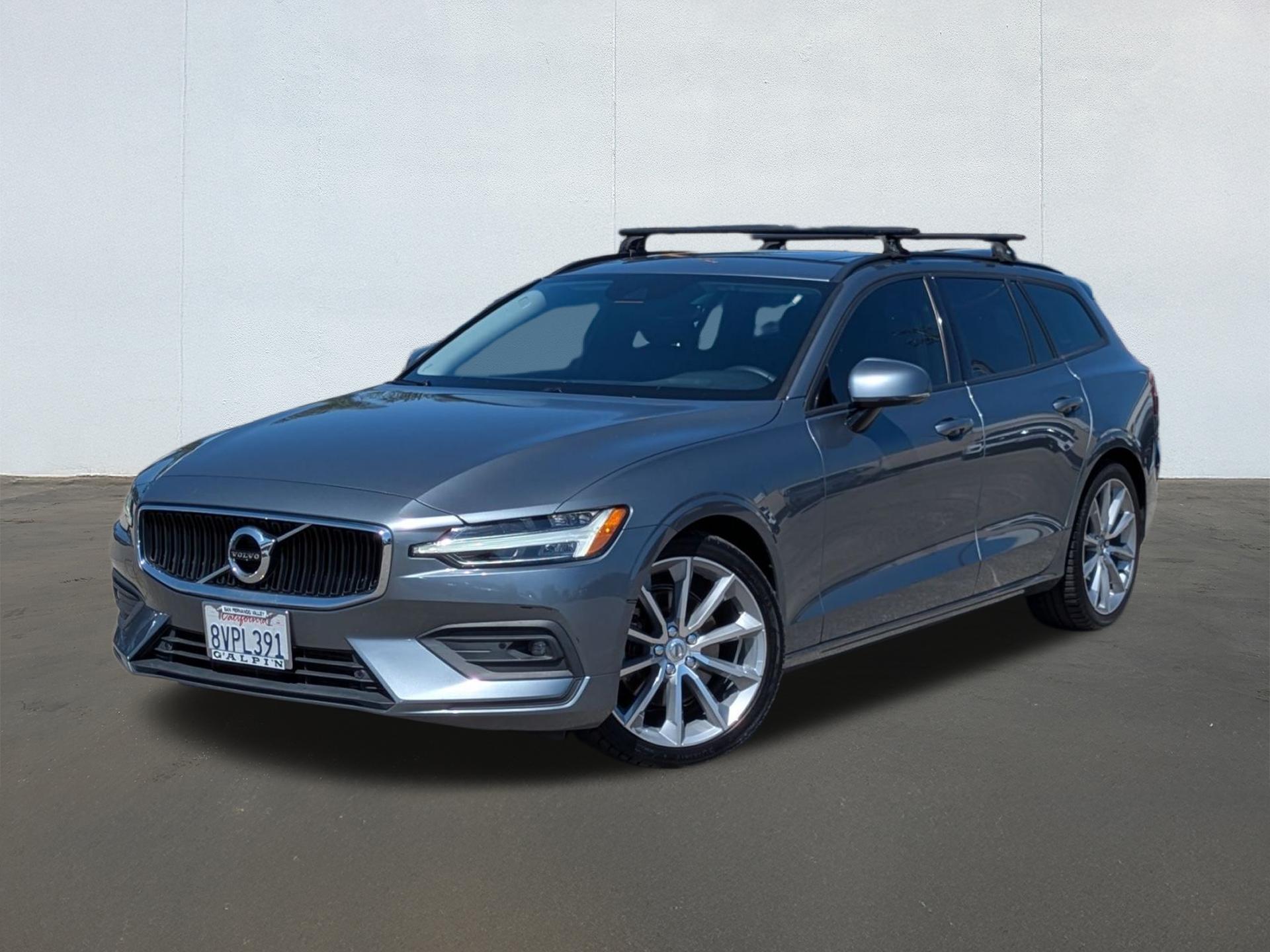 Gray (Osmium Grey Metallic) 2021 Volvo V60 T5 Momentum FWD Wagon Front-Wheel Drive Automatic