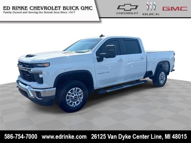 Summit White 2024 Chevrolet Silverado 2500HD LT Crew Cab 4WD Pickup Truck Four-Wheel Drive Automatic