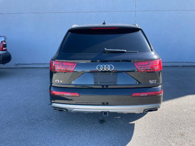 2017 Audi Q7 3.0T Premium