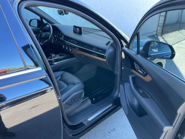 2017 Audi Q7 3.0T Premium