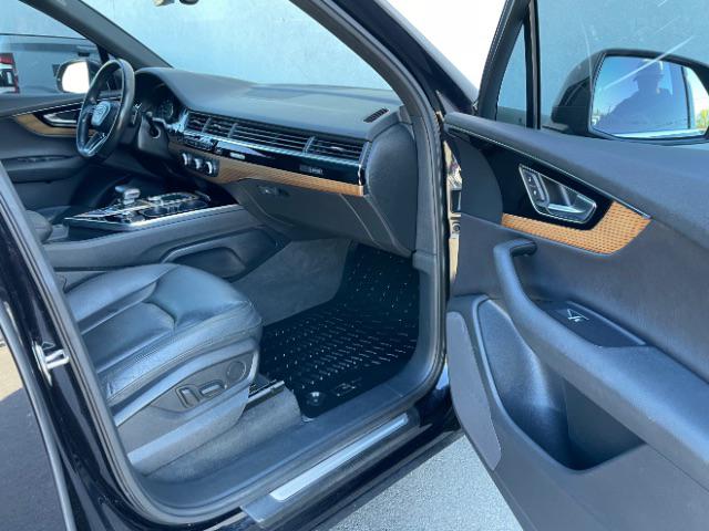 2017 Audi Q7 3.0T Premium
