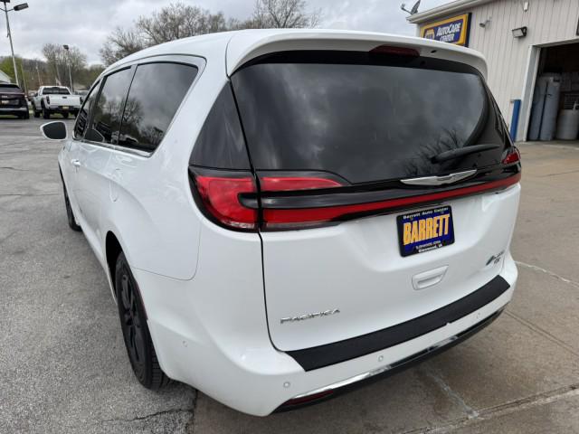 2022 Chrysler Pacifica Hybrid Touring L