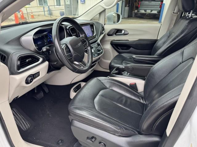 2022 Chrysler Pacifica Hybrid Touring L