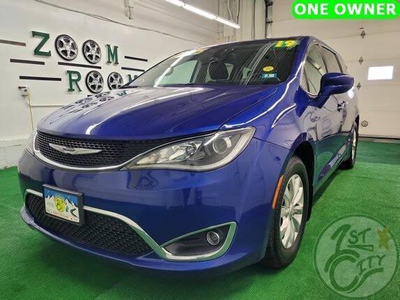 2019 Chrysler Pacifica Touring Plus for sale in Rochester, NH