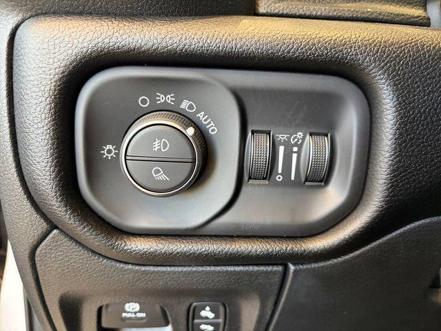 2026 Ram 1500 Laramie Crew Cab 4x4 57 Box