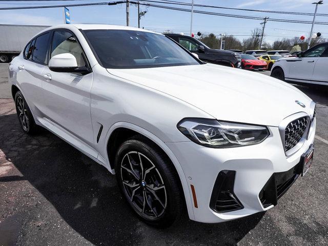 2024 BMW X4 xDrive30i