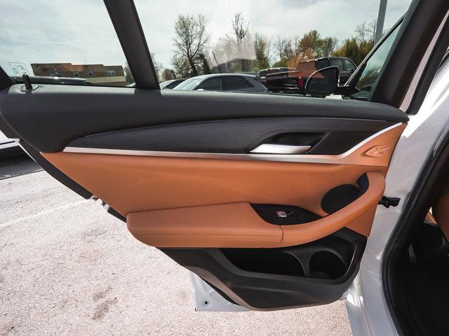 2024 BMW X4 xDrive30i