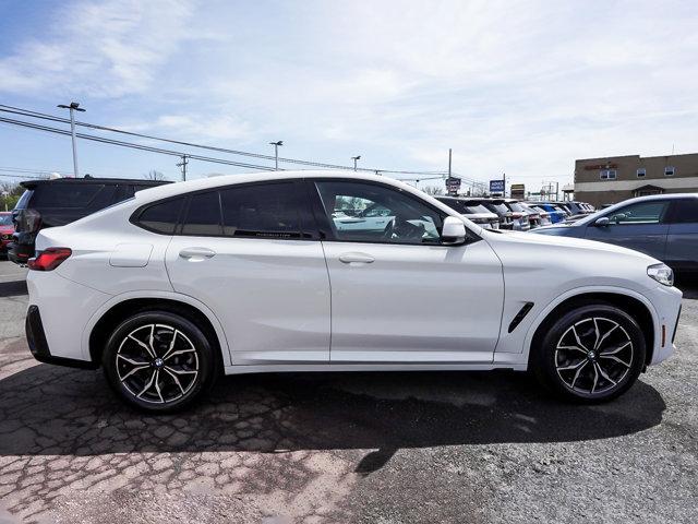 2024 BMW X4 xDrive30i