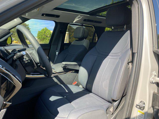 2024 Land Rover Range Rover Sport SE