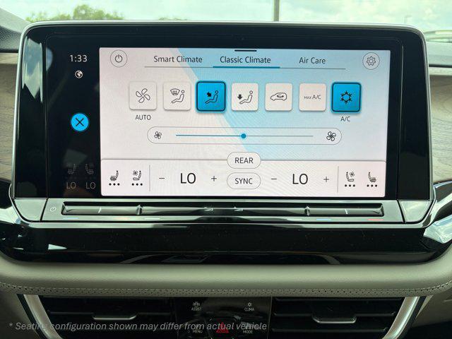 2026 Volkswagen Atlas SE with Technology