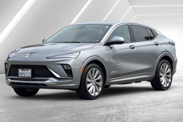 2024 Buick NV Avenir FWD