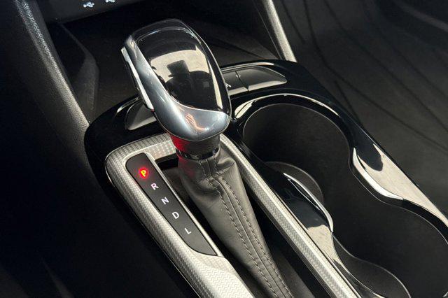 2024 Buick NV Avenir FWD
