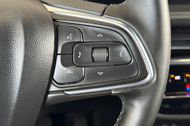 2024 Buick NV Avenir FWD