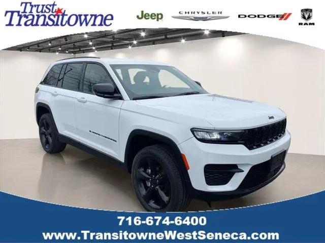 2023 Jeep Grand Cherokee Altitude 4x4 for sale in Elma, NY