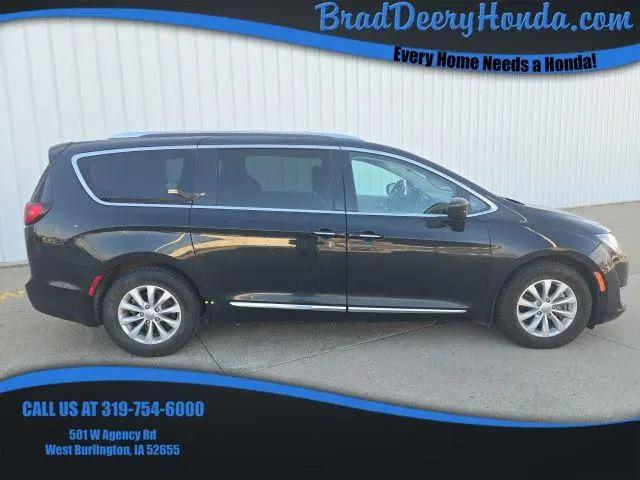 2019 Chrysler Pacifica Touring L for sale in West Burlington, IA