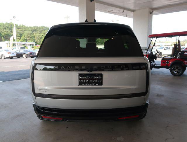 2025 Land Rover Range Rover P530 SE
