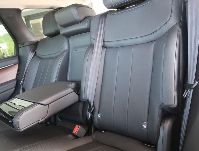 2025 Land Rover Range Rover P530 SE