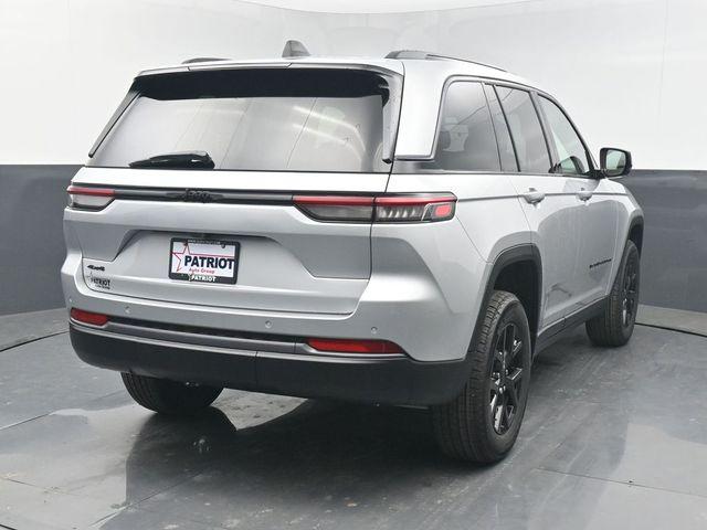 2026 Jeep Grand Cherokee Altitude 4x4