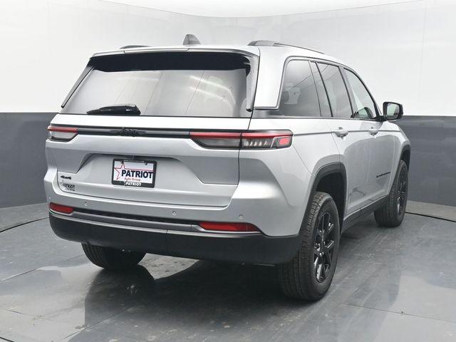 2026 Jeep Grand Cherokee Altitude 4x4