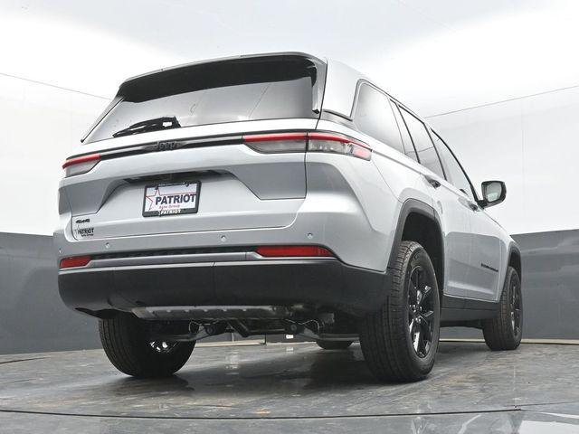 2026 Jeep Grand Cherokee Altitude 4x4