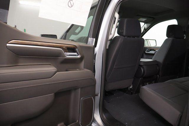 2026 Chevrolet Silverado 1500 4WD Crew Cab Short Bed LT with 2FL
