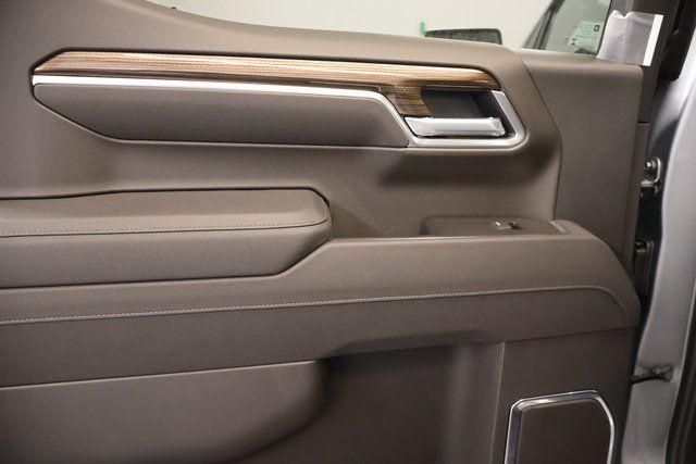 2026 Chevrolet Silverado 1500 4WD Crew Cab Short Bed LT with 2FL