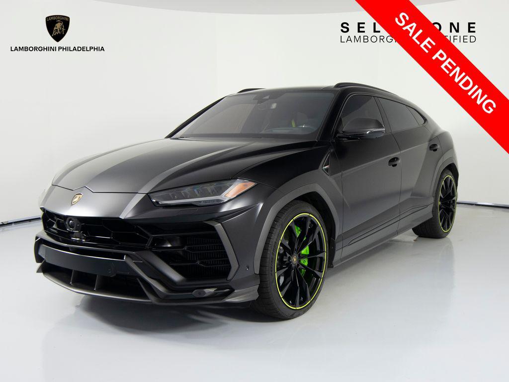 /2022 Lamborghini Urus