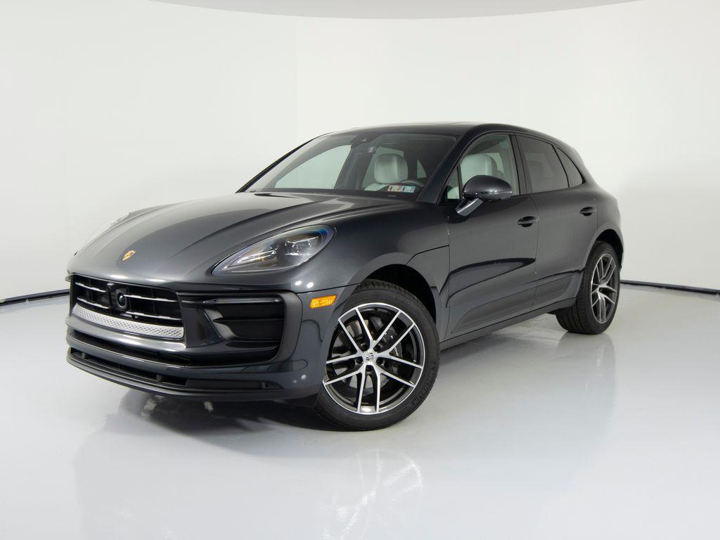 /2026 Porsche Macan