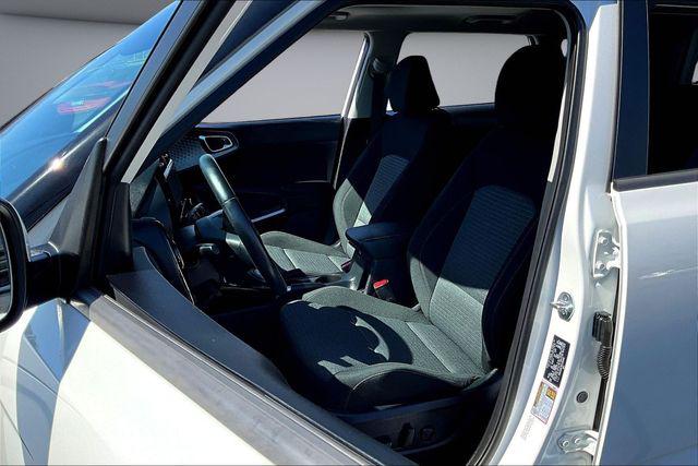 2024 Kia Soul EX