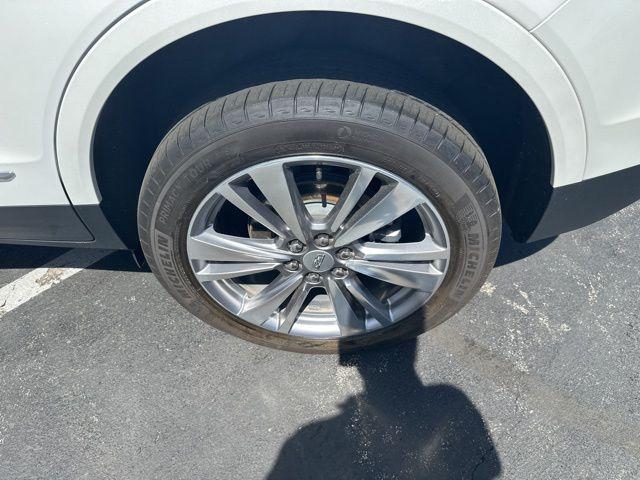 2023 Cadillac XT5 AWD Premium Luxury