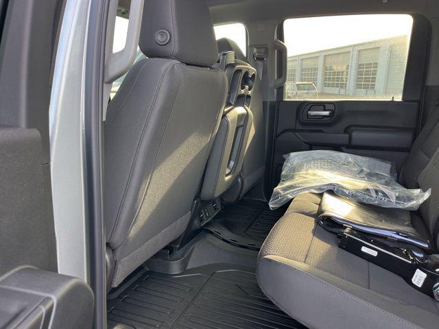 2026 GMC Sierra 2500HD Crew Cab, Standard Bed, Pro, 4WD