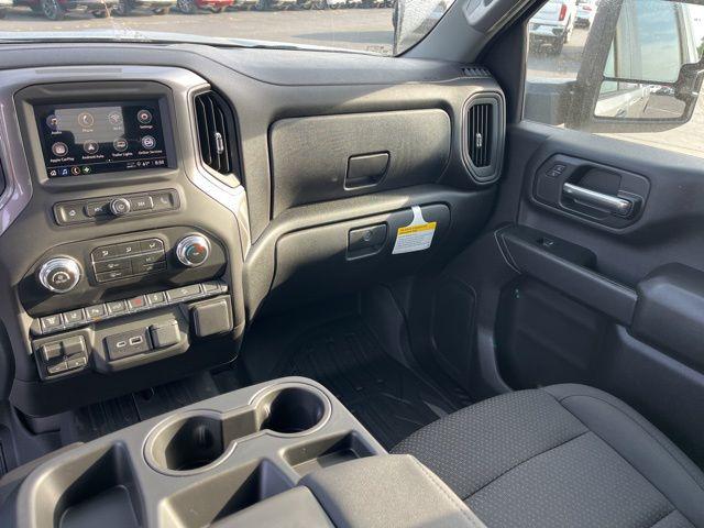 2026 GMC Sierra 2500HD Crew Cab, Standard Bed, Pro, 4WD