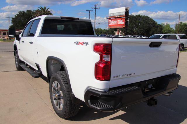 2026 Chevrolet Silverado 2500HD Crew Cab, Long Bed, Custom, 4WD