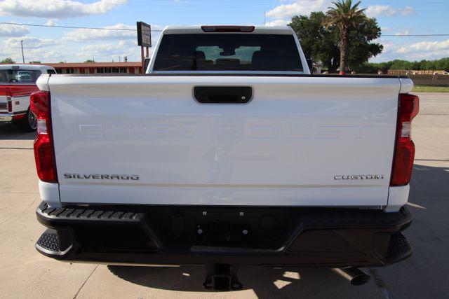 2026 Chevrolet Silverado 2500HD Crew Cab, Long Bed, Custom, 4WD