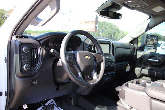 2026 Chevrolet Silverado 2500HD Crew Cab, Long Bed, Custom, 4WD