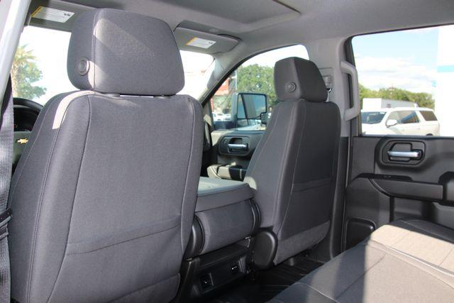 2026 Chevrolet Silverado 2500HD Crew Cab, Long Bed, Custom, 4WD
