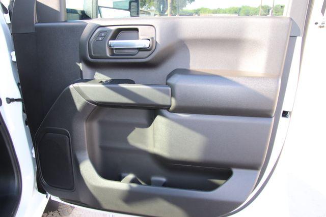 2026 Chevrolet Silverado 2500HD Crew Cab, Long Bed, Custom, 4WD