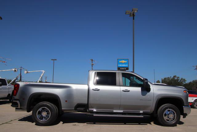 2026 Chevrolet Silverado 3500HD Crew Cab, Long Bed, LT Dual Rear Wheel, RWD