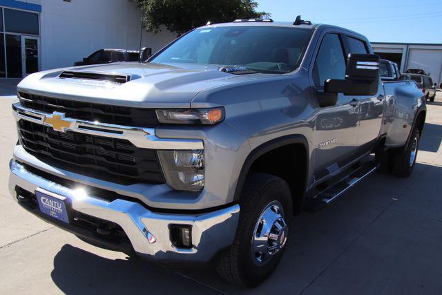 2026 Chevrolet Silverado 3500HD Crew Cab, Long Bed, LT Dual Rear Wheel, RWD