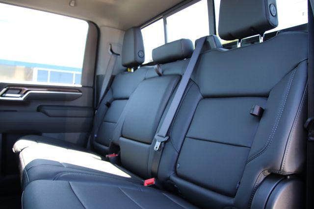2026 Chevrolet Silverado 3500HD Crew Cab, Long Bed, LT Dual Rear Wheel, RWD