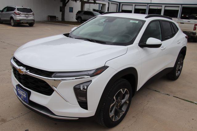 2026 Chevrolet Trax FWD LT