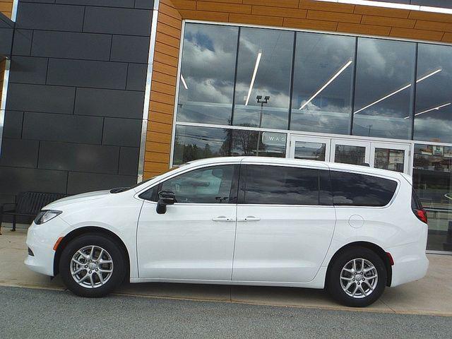 2026 Chrysler Voyager VOYAGER LX