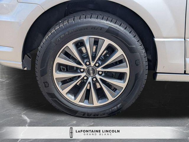 2017 Lincoln Navigator Select