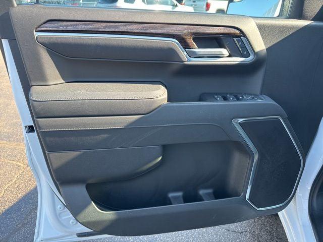 2025 GMC Sierra 1500 4WD Double Cab Standard Box Elevation with 3VL