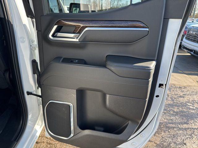 2025 GMC Sierra 1500 4WD Double Cab Standard Box Elevation with 3VL