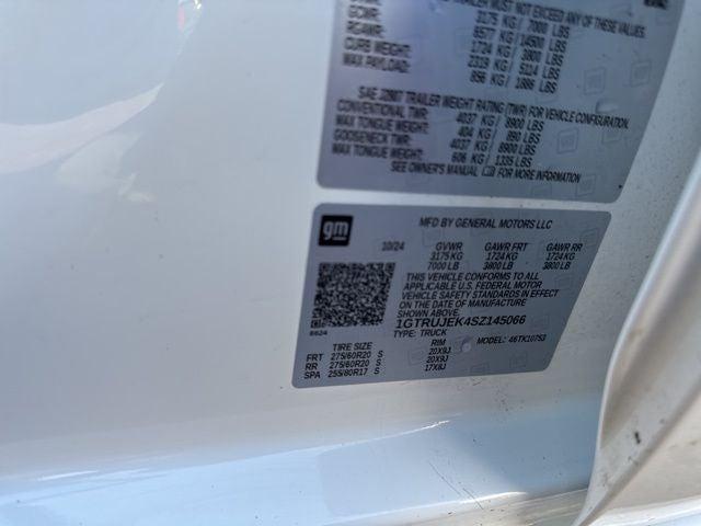 2025 GMC Sierra 1500 4WD Double Cab Standard Box Elevation with 3VL