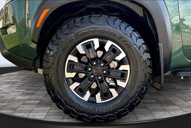 2023 Nissan Frontier Crew Cab PRO-4X 4x4