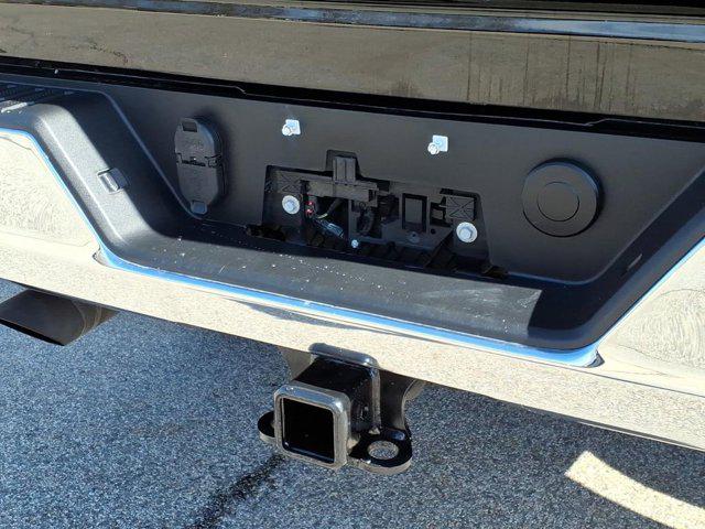 2024 Chevrolet Silverado 2500HD 4WD Crew Cab Standard Bed LT