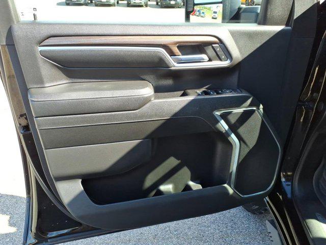 2024 Chevrolet Silverado 2500HD 4WD Crew Cab Standard Bed LT