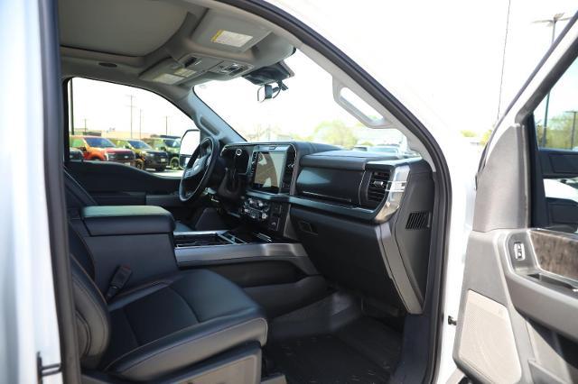 2025 Ford F-350 LARIAT
